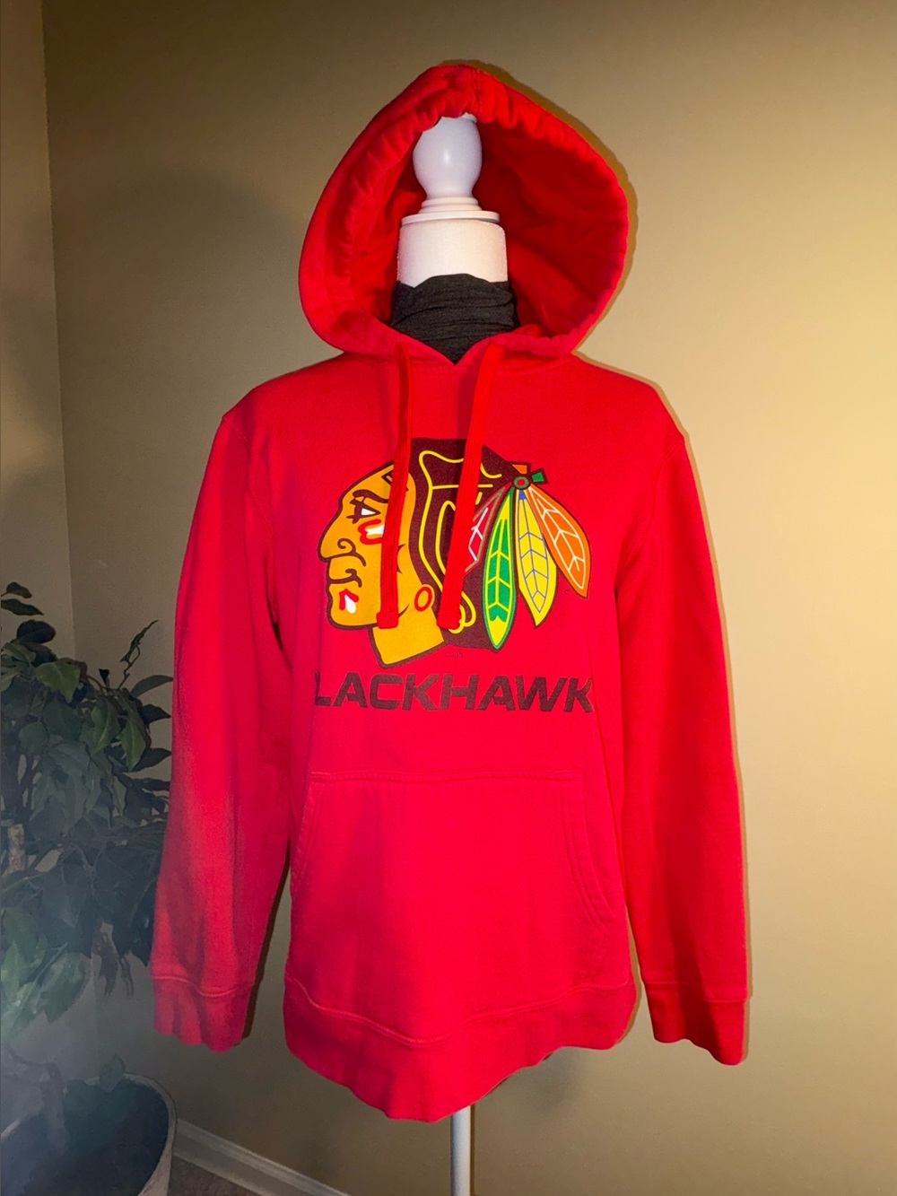 NHL Official Apparel Unisex Red, Warm Chicago Blackhawks Hoodie